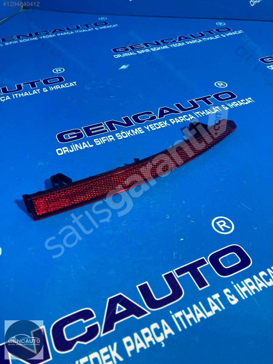 VW ARTEON REFLEKTÖR ARKA TAMPON SIFIR ORJİNAL 3G8945104 SAĞ