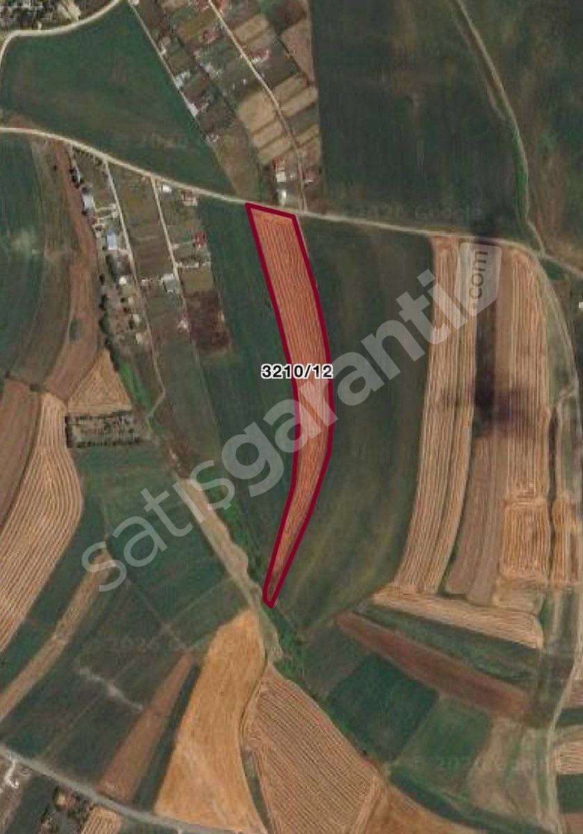 Silivri Akören’de Satılık Yatırımlık Tarıma Elverişli 