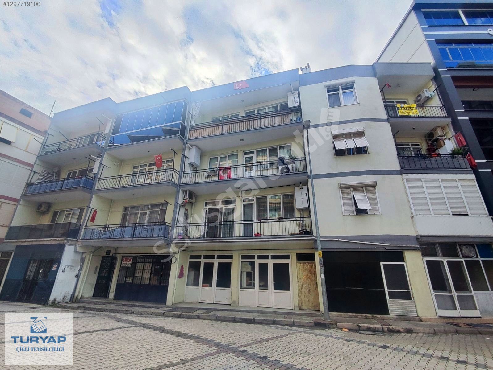 İzmir Menemen Mermerli Mahallesi'nde Satılık 2+1 Daire