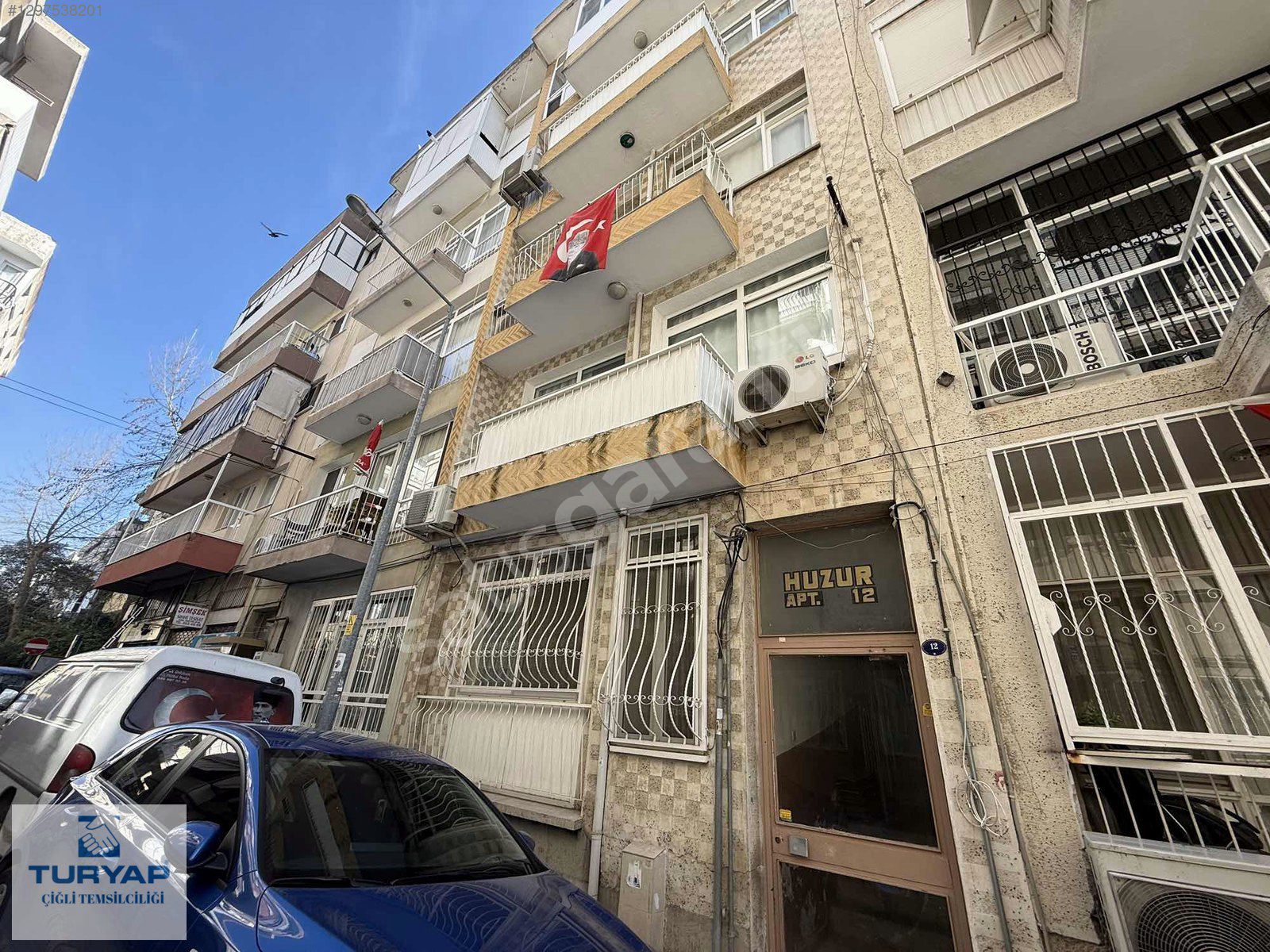 Karşıyaka Bahariye Mahallesinde Satılık 2+1 Daire