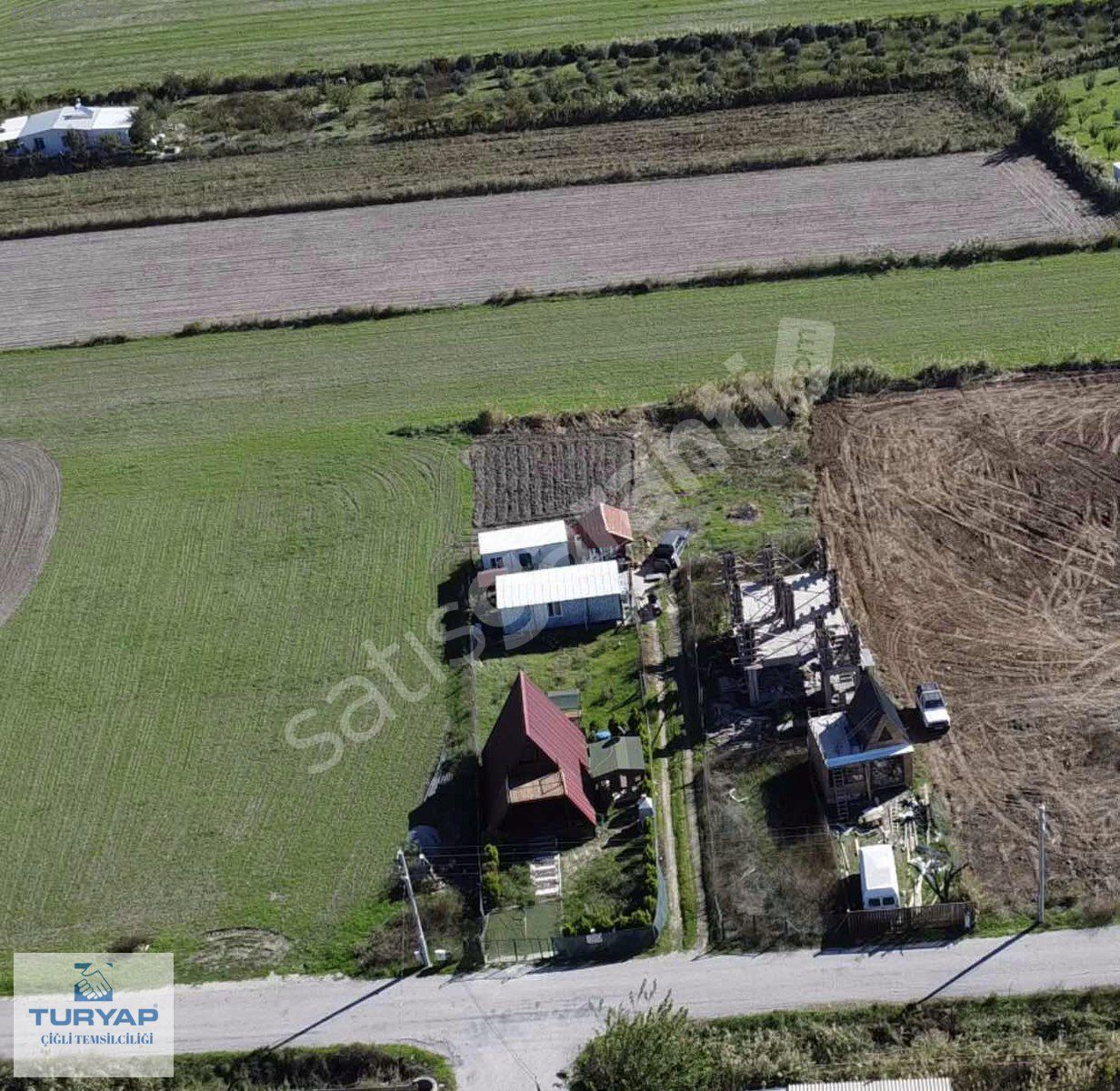 İzmir Menemen Türkelli Yıldırım mahallesi Satılık 140 m2 Bahçe