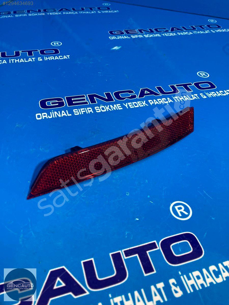 VW PASSAT B8 REFLEKTÖR ARKA TAMPON SIFIR ORJİNAL 3G0945103A SOL