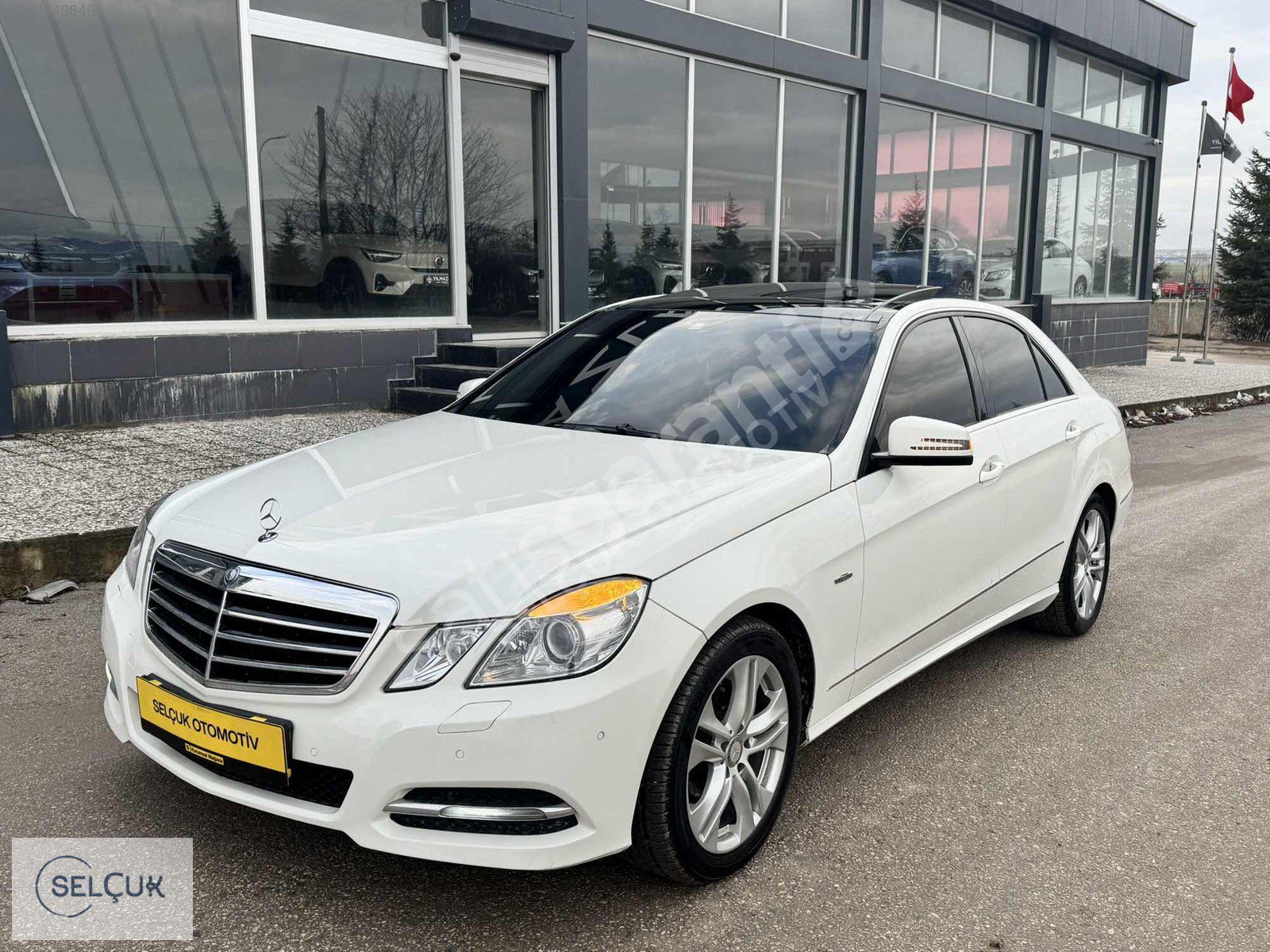 MERCEDES E350 CDİ 4 MATİC PREMİUM 2011 192000KM