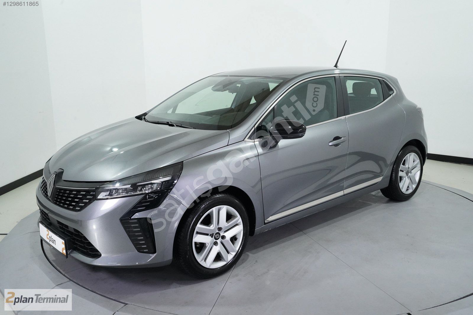 2PLANTERMİNAL İZMİR İSTİNYEPARK 2025 CLİO 1.0 EVOLUTİON HATASIZ