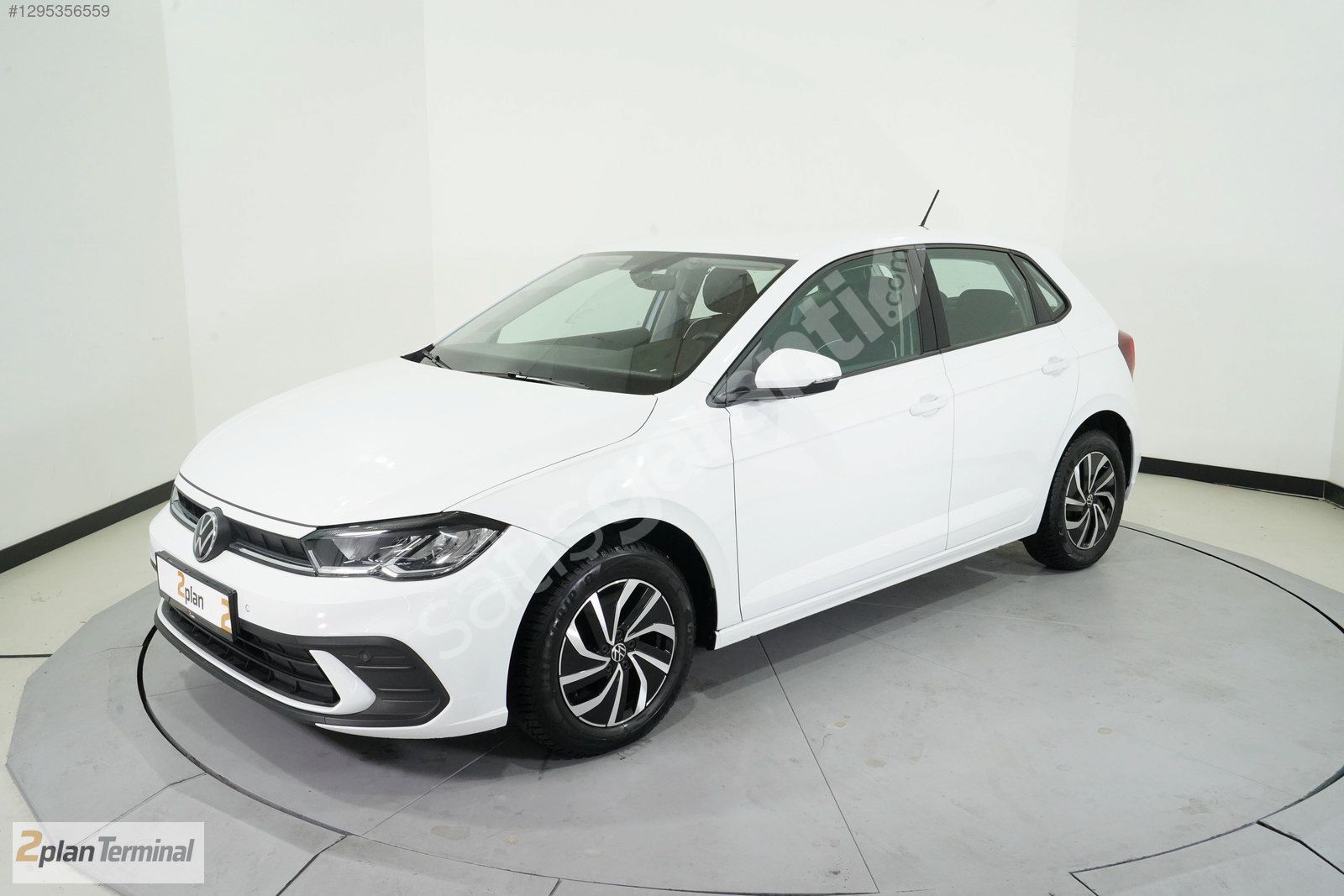 2PLAN TERMİNAL İZMİR 2024 VW POLO 1.0 TSI LİFE HATASIZ