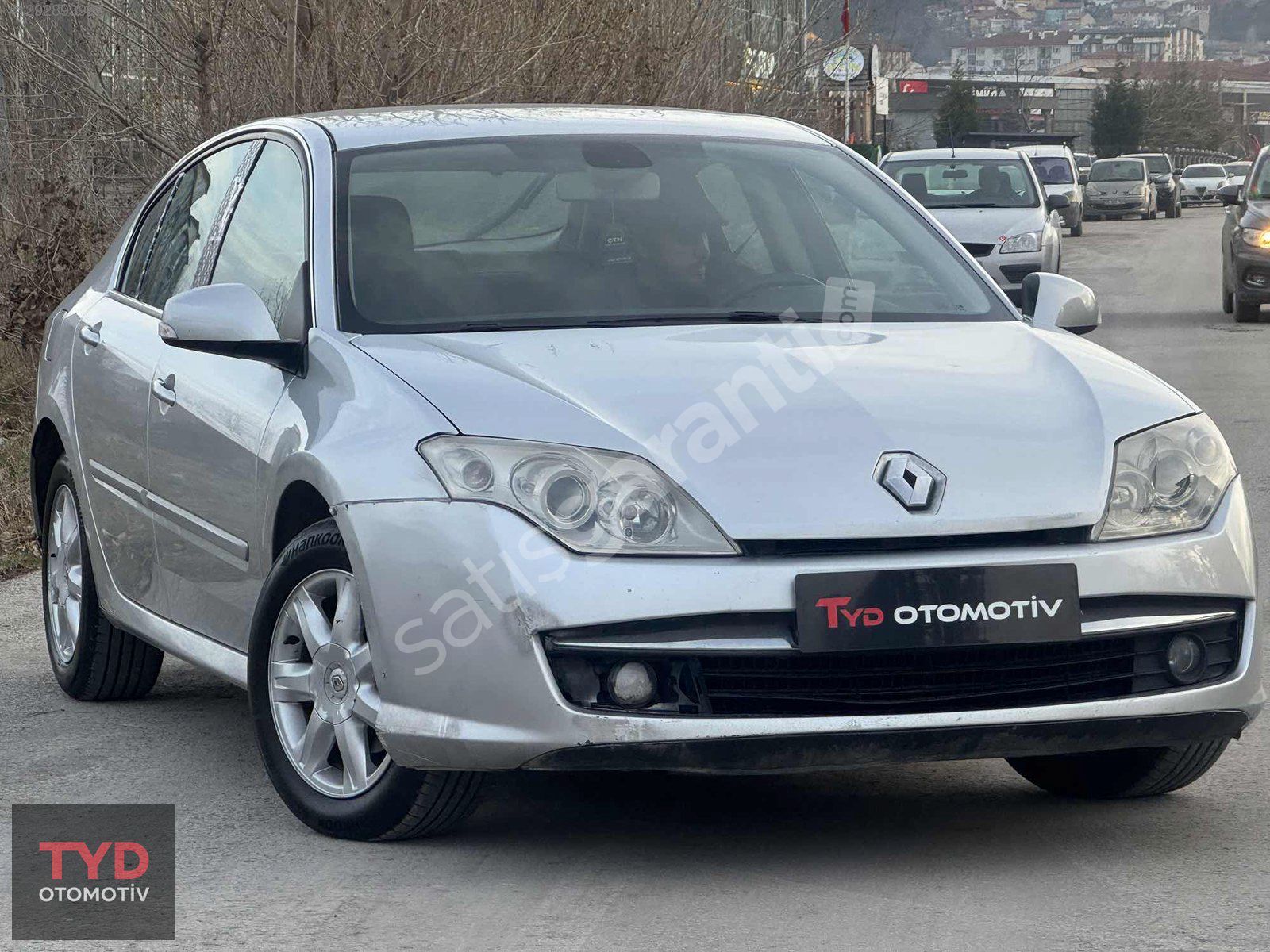 FIRSAT ARACI 1.5 DCİ EXPRESSİON BAKIMLI 6 İLERİ K.KARTA 12 TAK.