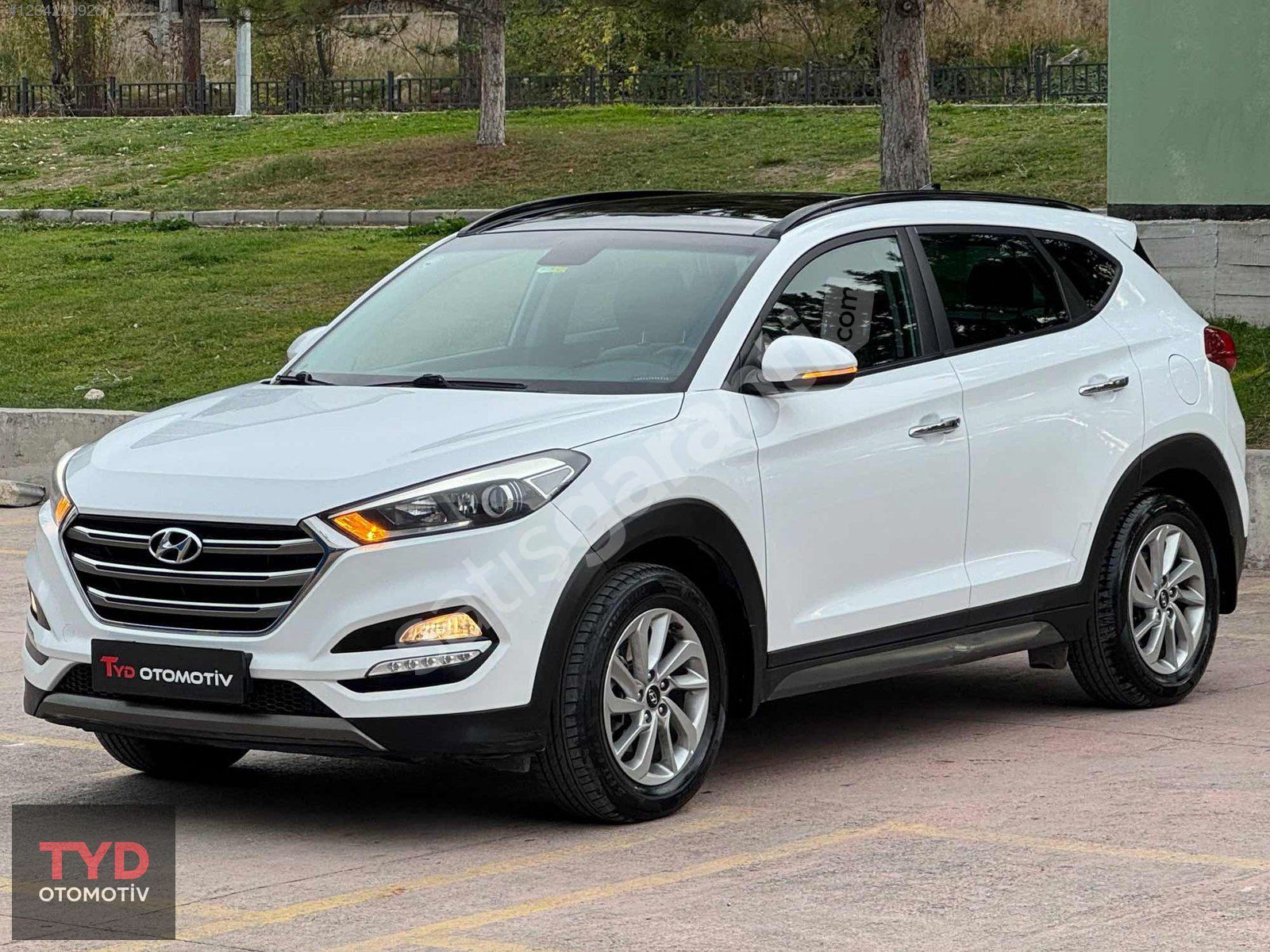 FIRSAT ARACI 2015 BOYASIZ TUCSON OTOMATİK CAM TAVN KARTA TAKSİT