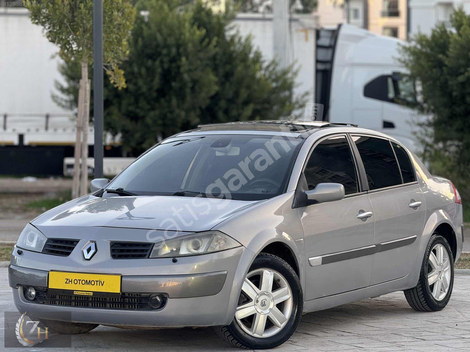 ZH OTOMOTİV den 2006/ MEGANE 2 CAM TAVAN /KLİMALI