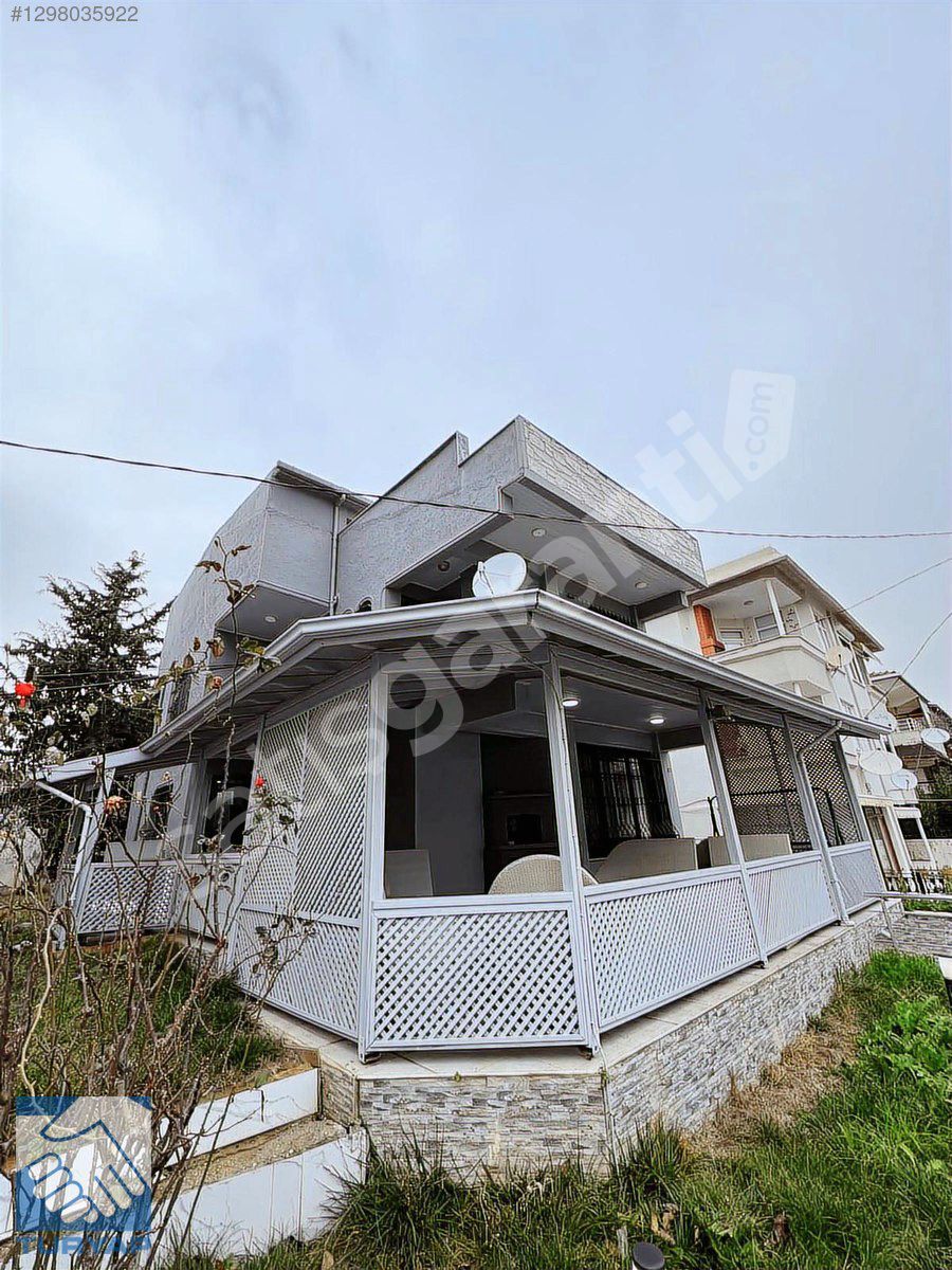 SİLİVRİ SEMİZKUMLAR MAVİ YELKEN SİTESİ SATILIK 5+1 KELEPİR VİLLA