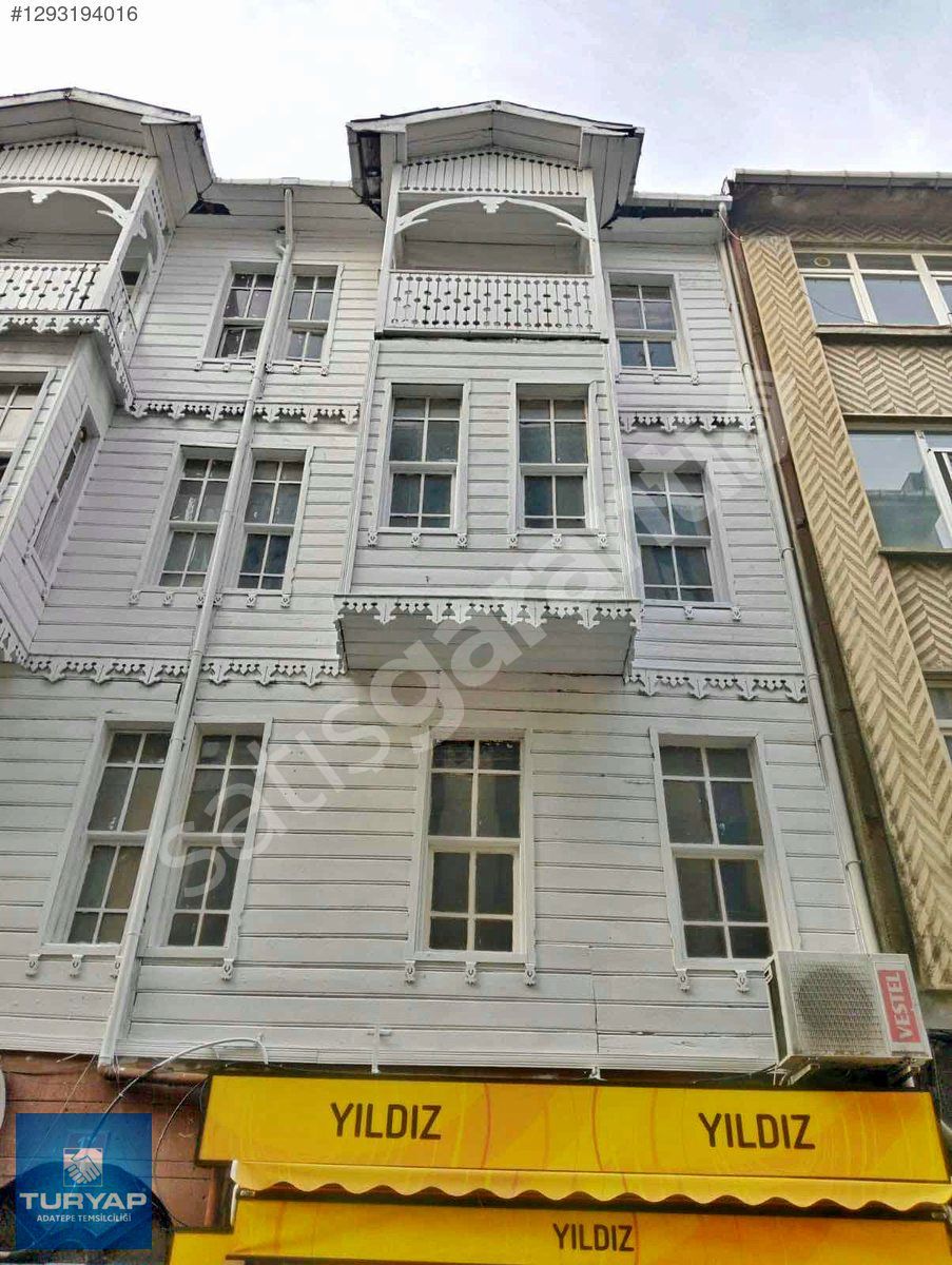 Kadıköy Rıhtımda Muhteşem Konumda Satılık Ofis