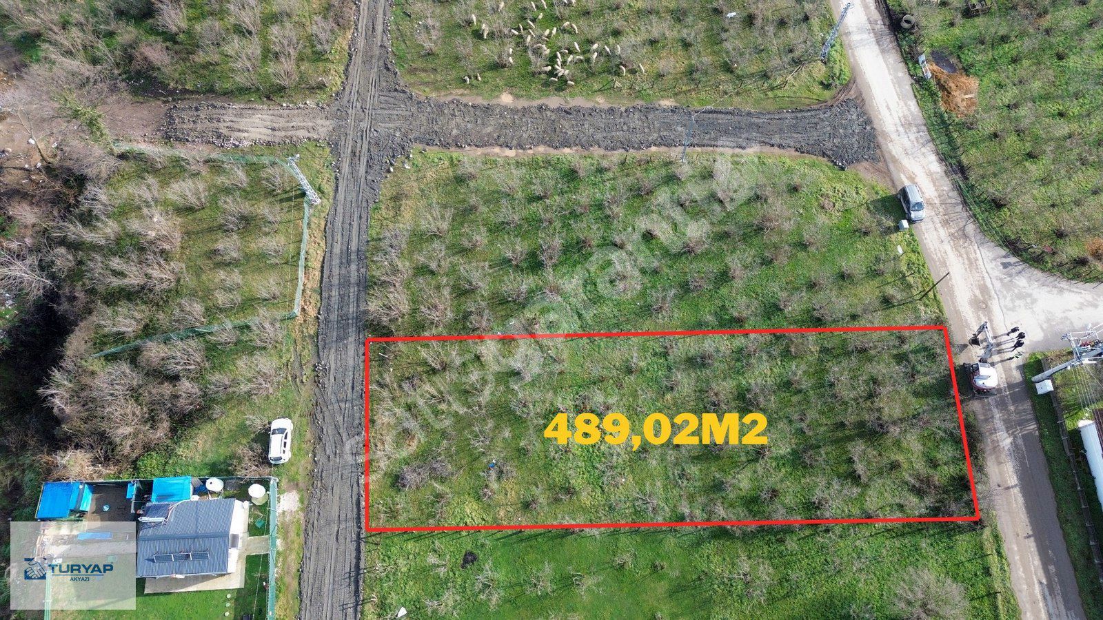 TURYAP AKYAZI'dan KARAPÜRÇEK AHMETLERDE SATILIK 490M2 ARSA