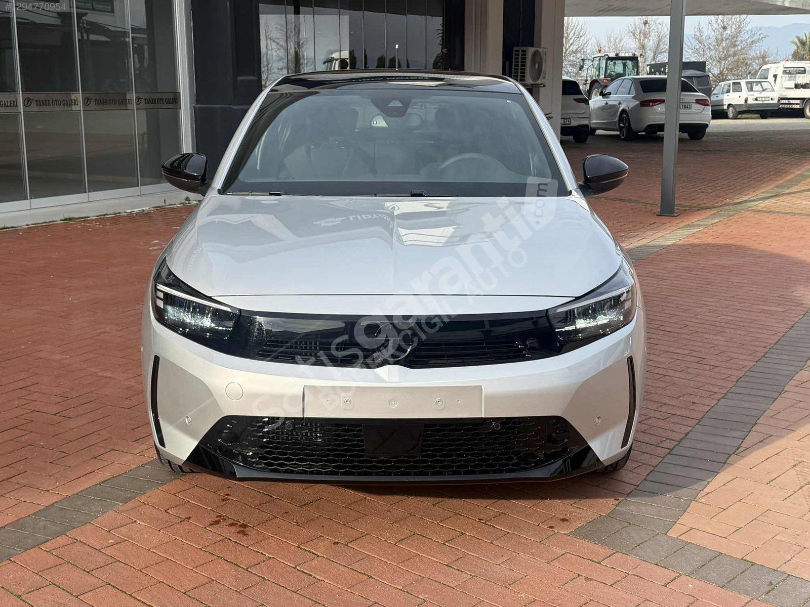 BÖREKCİGİL AUTO BOYASIZ CORSA GS CAM TAVAN TAKAS OLUR