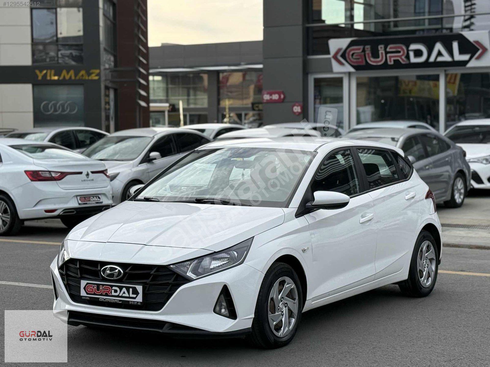 İLK EL SERVİS BAKIMLI 2022 HYUNDAİ İ20 1.4 MPI JUMP OTOMATİK