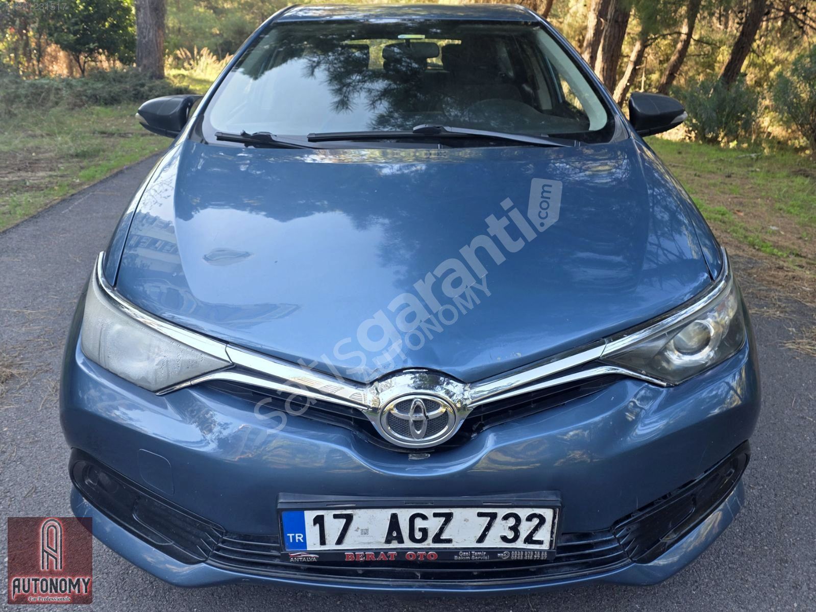 1.33 AURİS UYGUN FİYATA EMSALLERİNE GÖRE BAKIMLI VE TEMİZ