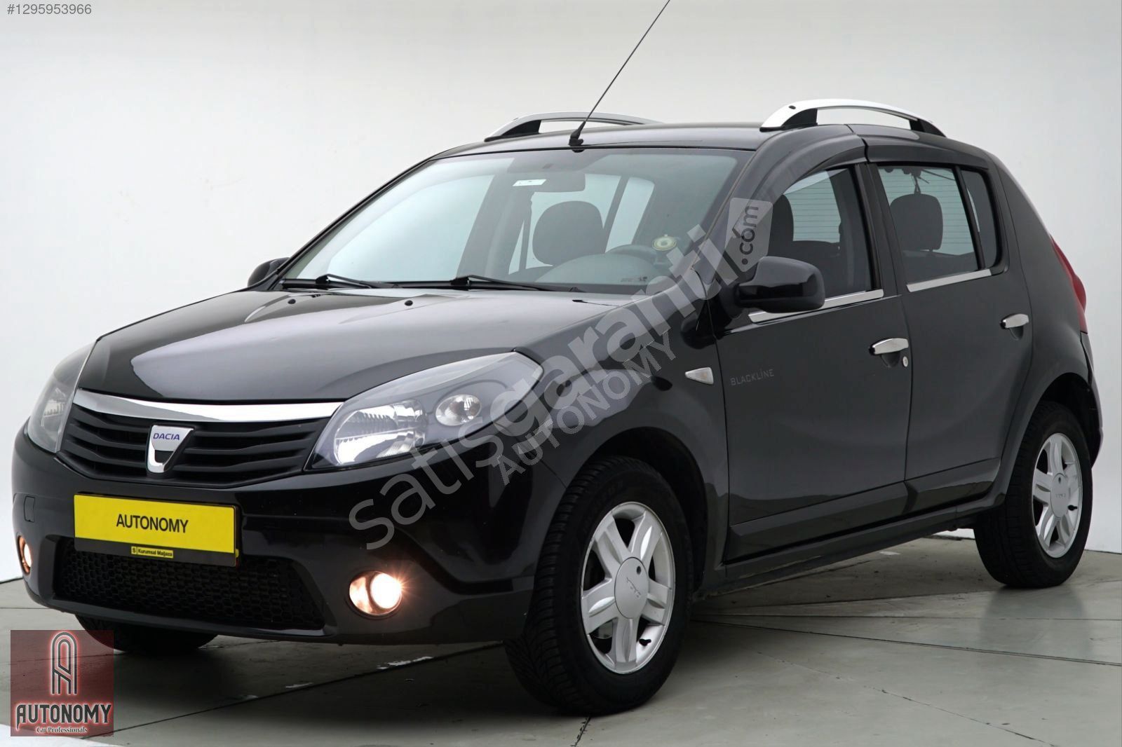 DACİA SANDERO 1.5DCİ BLACK LİNE KREDİ KARTINA 12 TAKSİT