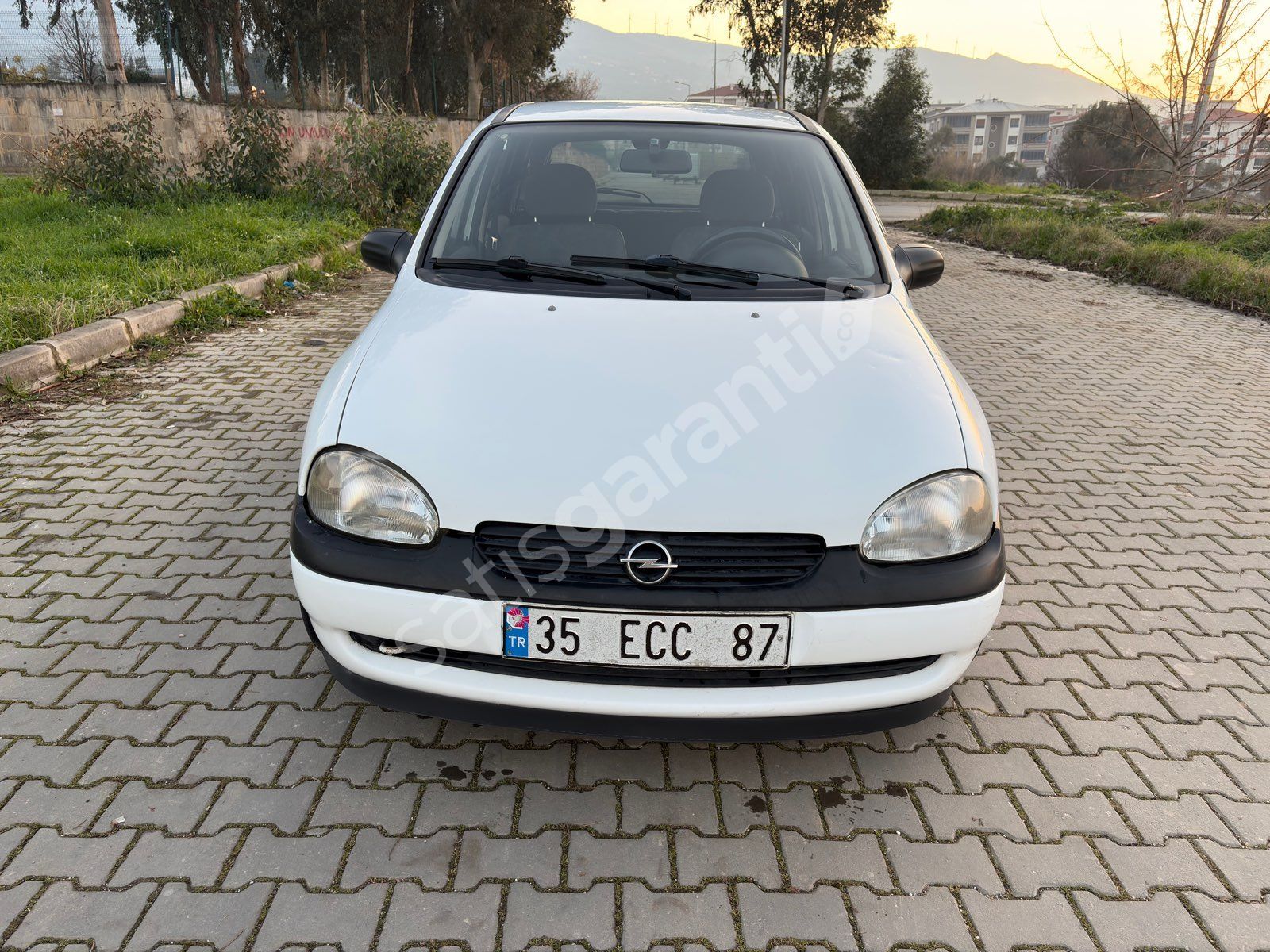 OPEL CORSA KLİMALI
