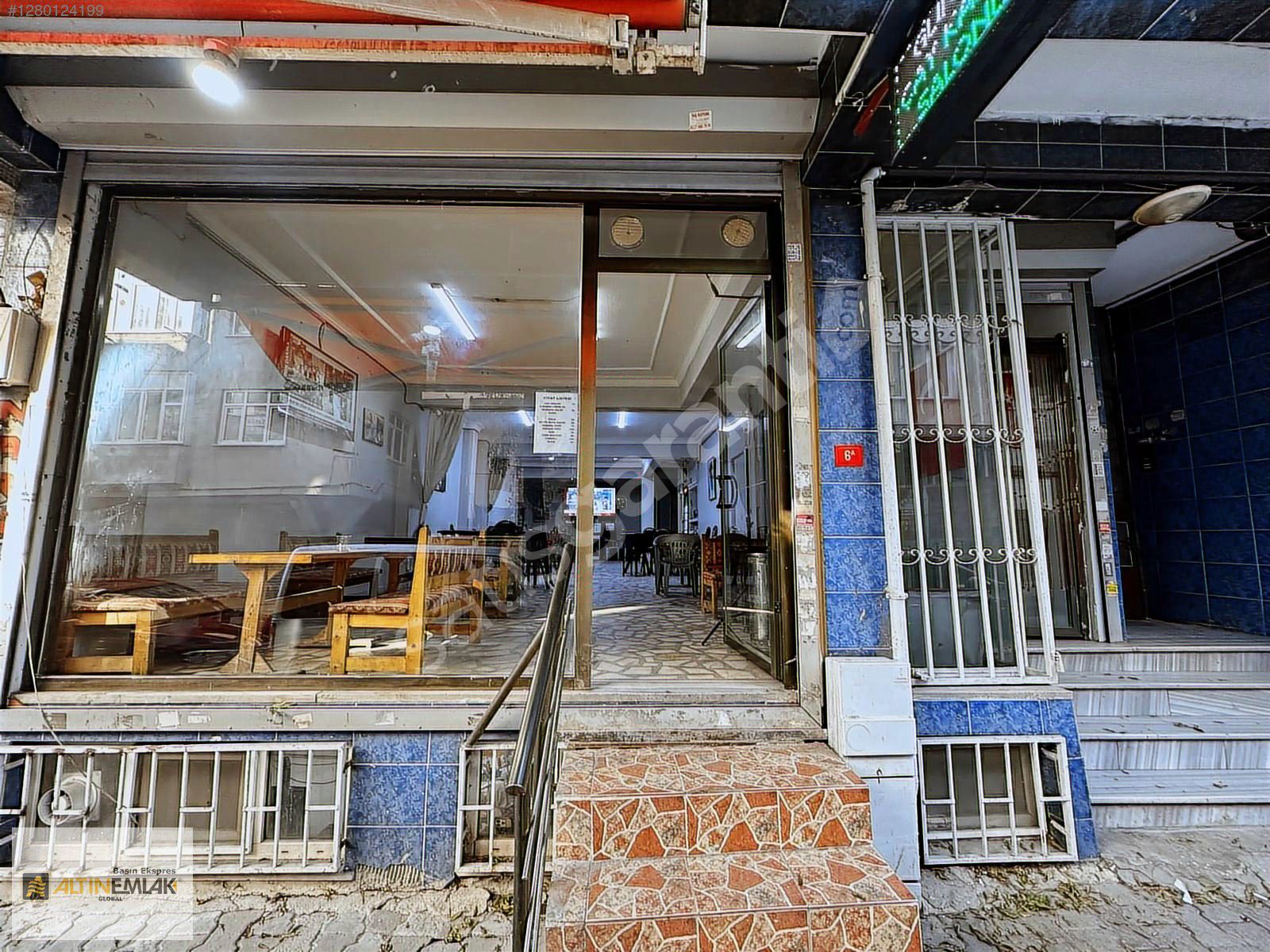 Bağcılar Güneşli'de Satılık 200m² Depolu Dükkan