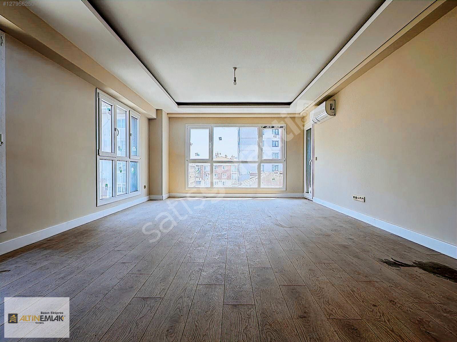 Bağcılar Güneşli Basın ekspres Site İçinde Satılık 4+1 Daire