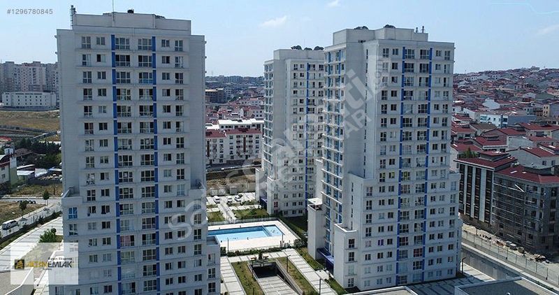 Esenyurt İncirtepe Mah. Özyurtlar Ncity Sitesi Satılık 3+1 Daire