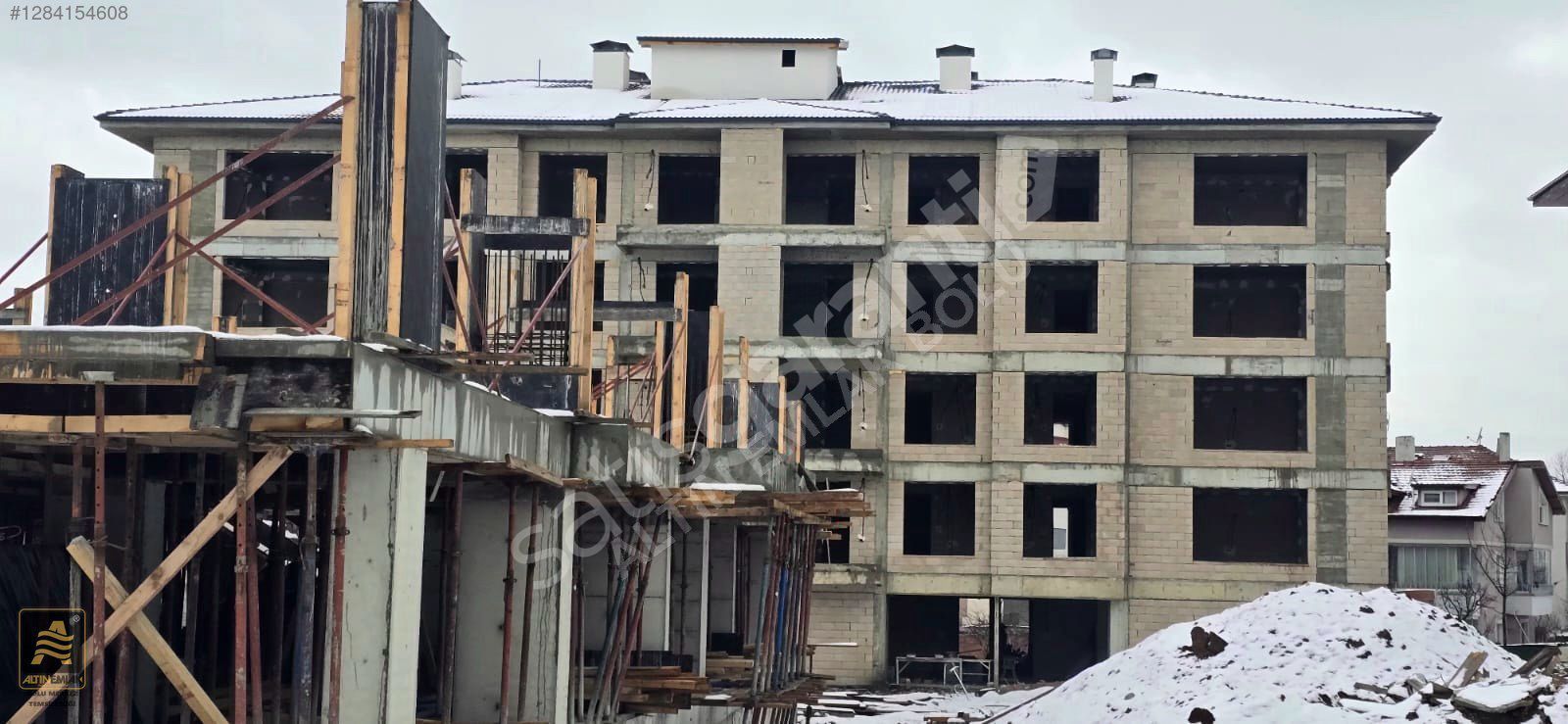 SAĞLIK MAHALLESİN'DE SATILIK 3+1 DAİRE !!