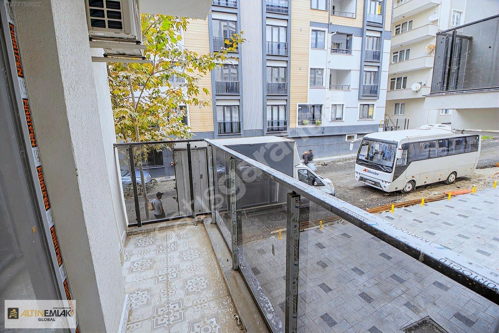 MUHİTTİN'DE SIFIR KİRALIK 1+1 ARAKAT HAVUZLU SİTE İÇİ