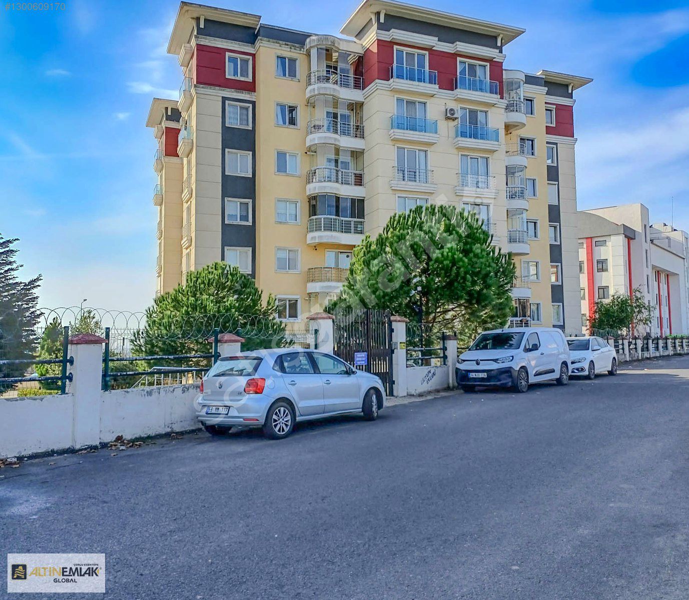 ACİL SATILIK ESENTEPE'DE 3+1 GENİŞ DAİRE