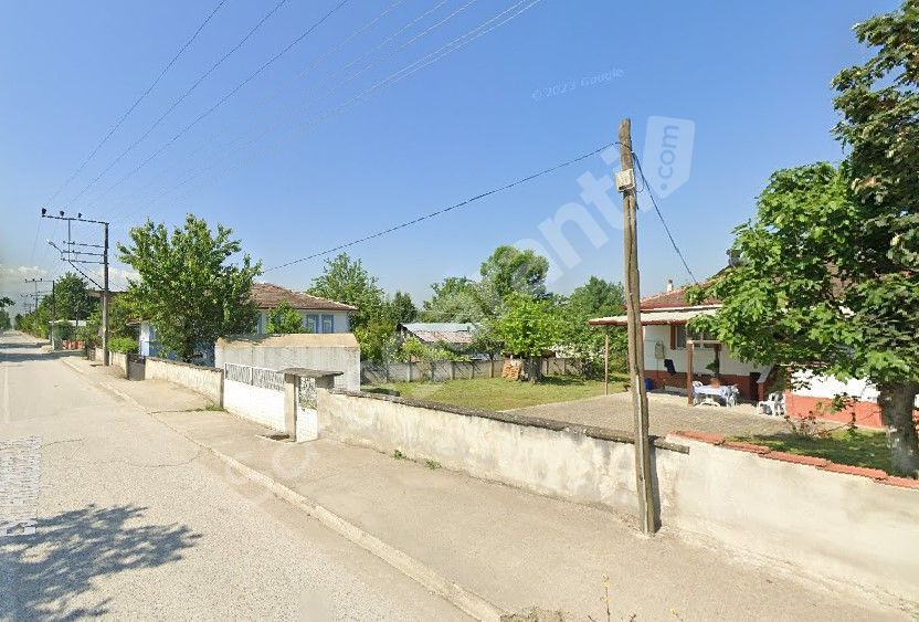 DÜZCE MERKEZ ÇAMKÖY MAHALLESİ MUSAYERİÇİFTLİK MEVKİİNDE SATILIK ARSA HİSSESİ – YATIRIM FIRSATI