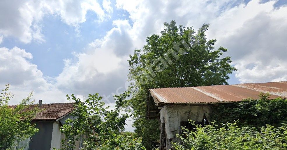 DÜZCE MERKEZ ÇAMKÖY MAHALLESİ MUSAYERİÇİFTLİK MEVKİİNDE SATILIK ARSA HİSSESİ – YATIRIM FIRSATI