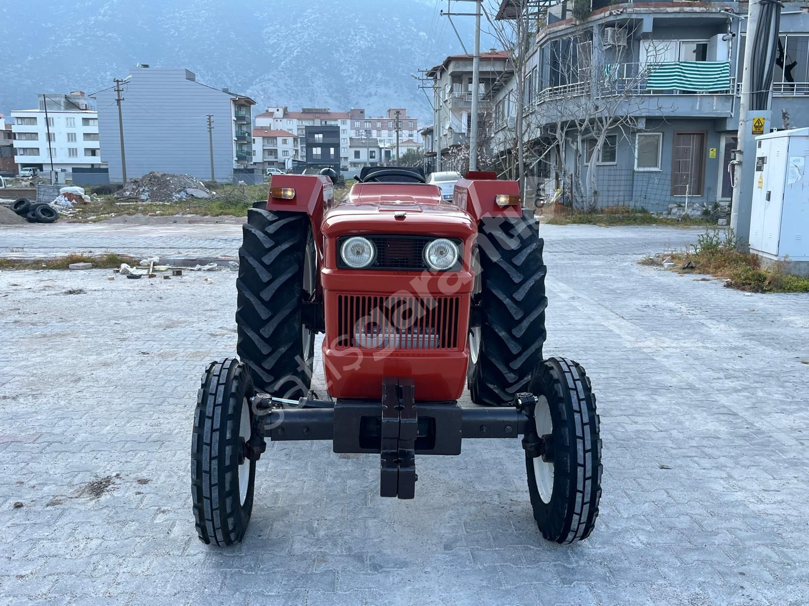 1998 MODEL FİAT 54C TEMİZ BAKIMLI TRAKTÖR