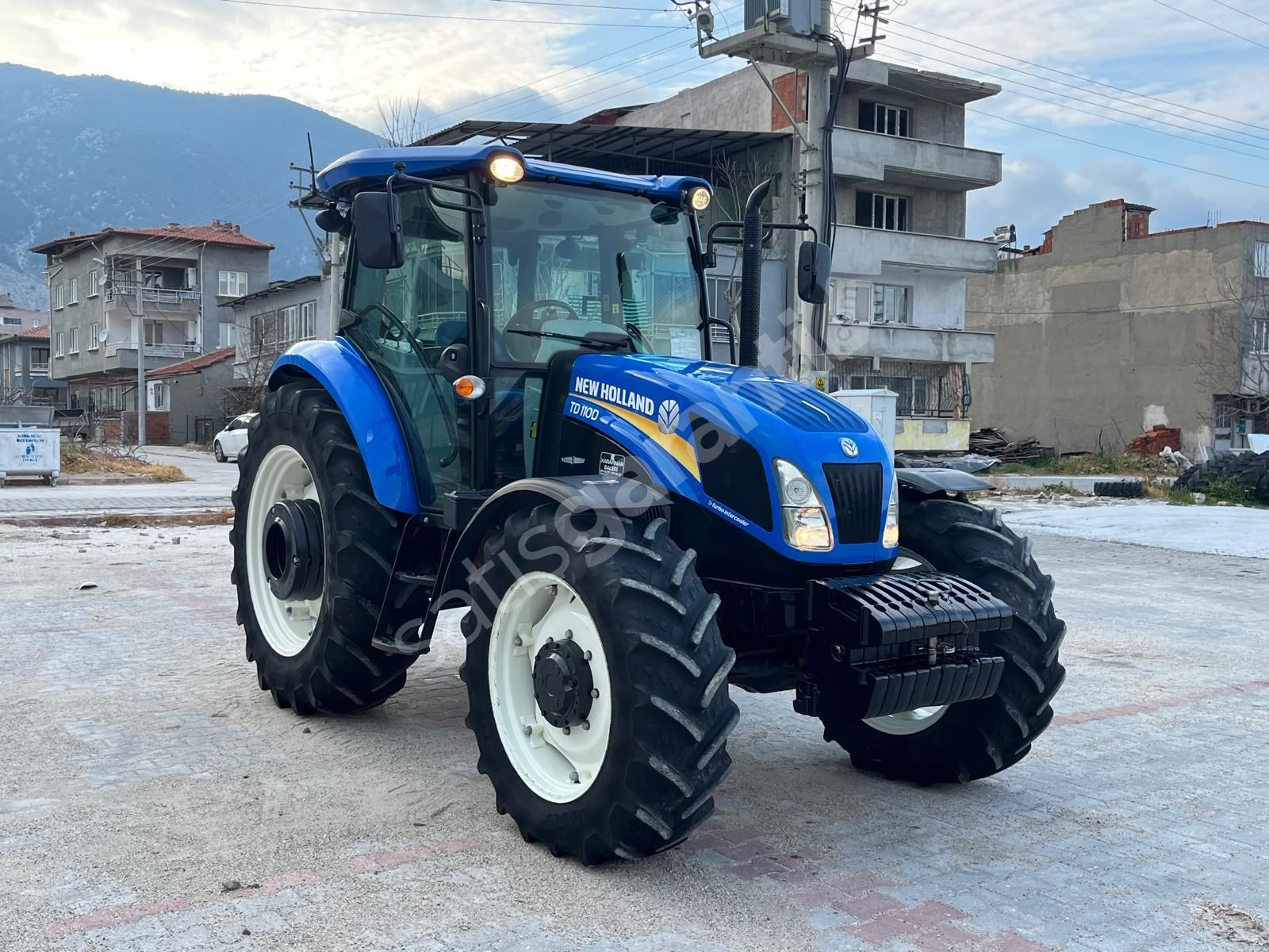 2015 NEW HOLLAND TD110D B.MASTER PS SINIF MAKİNA