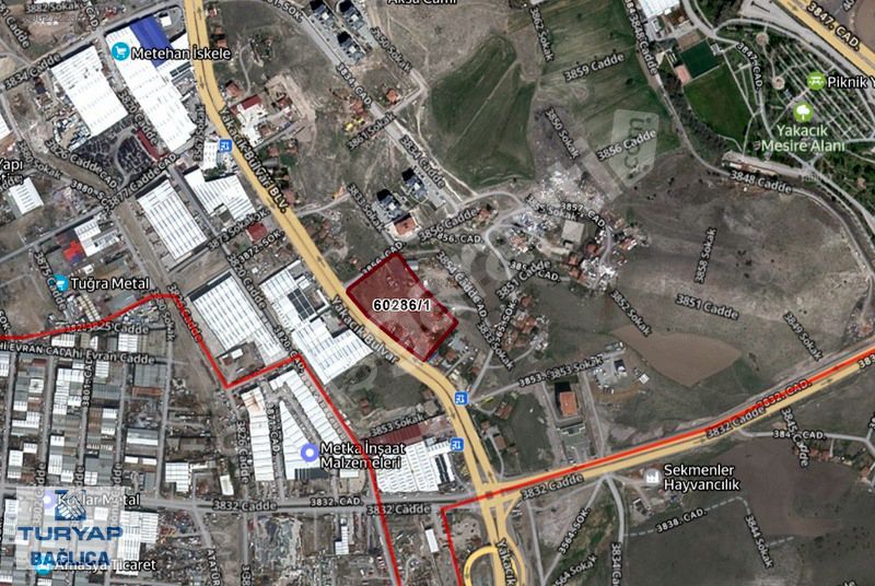YAKACIKDA HURDACILAR KARŞISI ANA BULVAR CEPHELİ SATILIK ARSA