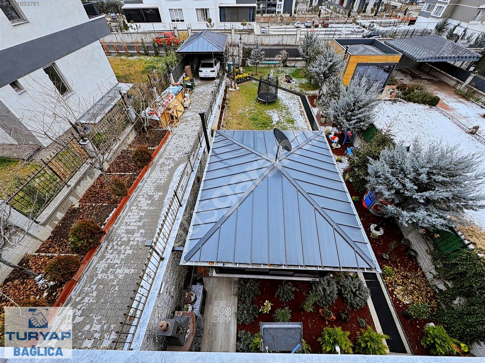 BAĞLICADA SATILIK 6+2 LÜKS VİLLA