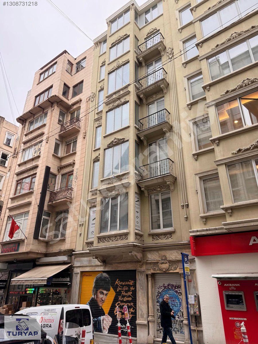 KARAKÖY BANKALAR CADDESİNDE, KİRALIK BİNA-HAN-İŞYERİ MERKEZİ