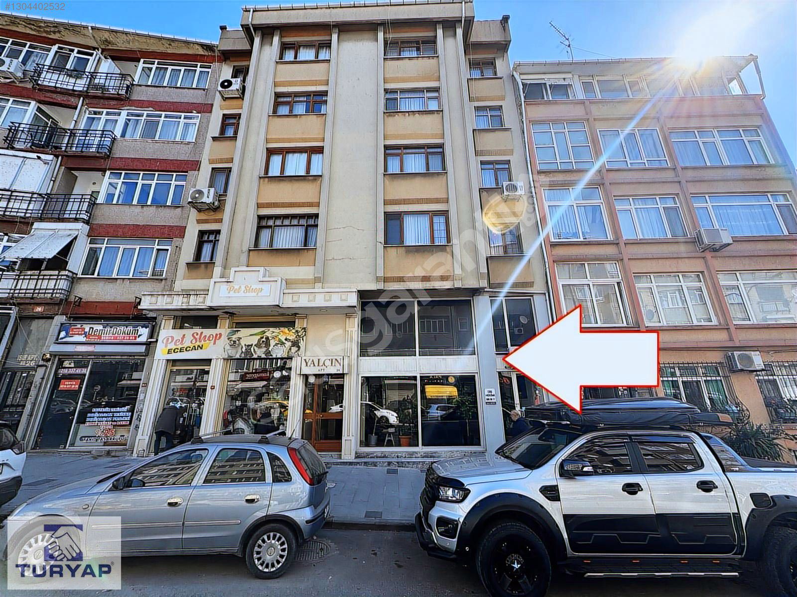 HER ZAMAN DENK GELMEZ..ACIBADEM CADDESİNDE DÜKKAN-MAĞAZA, 165m2