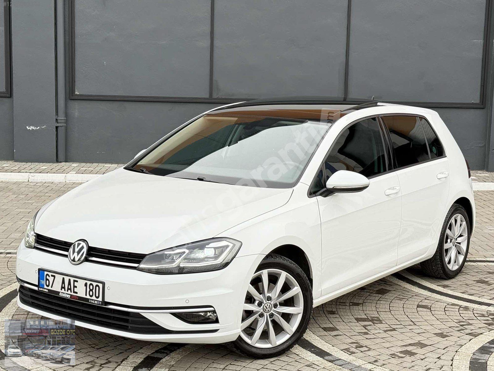 ÖZGÜNEŞ MOTORS 'DAN - GOLF 7.5 HİGHLİNE DEĞİŞENSİZ SUNROOFLU