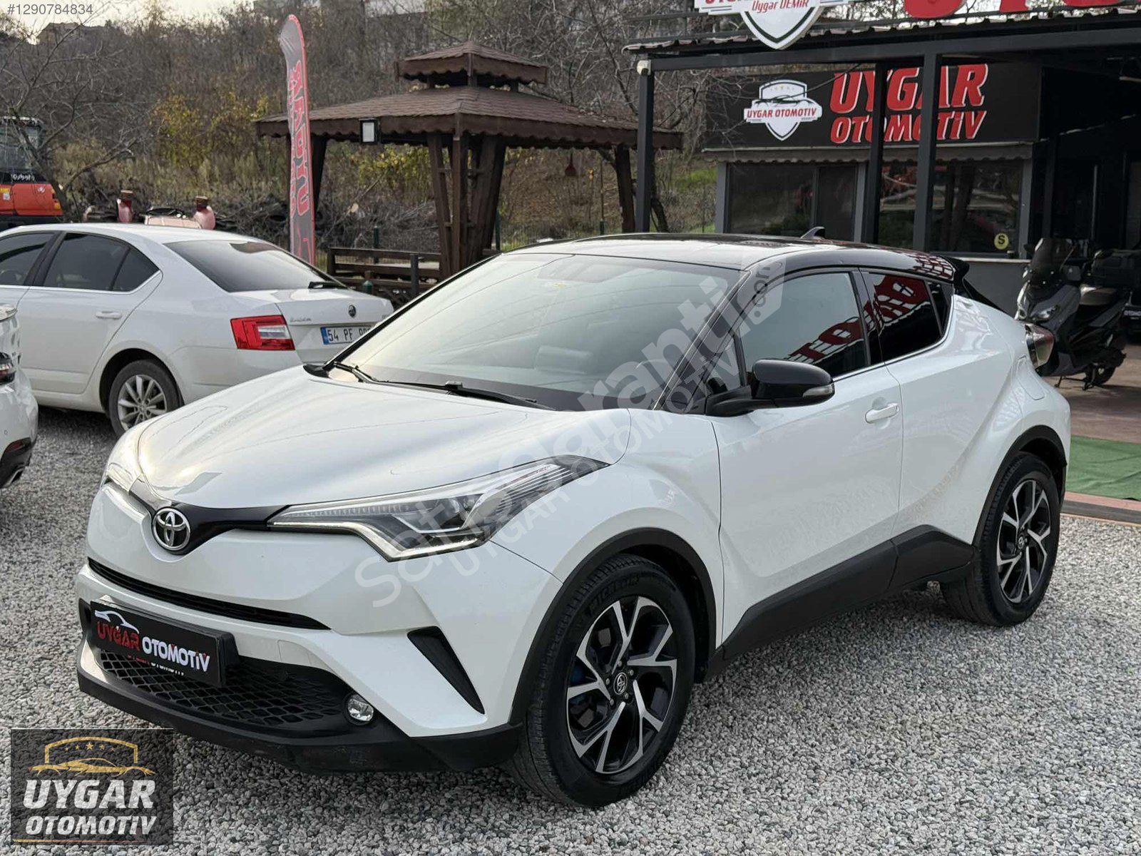 UYGAR OTOMOTİV'DEN 2017 ÇIKIŞLI C-HR 142.BİN KM'de DEĞİŞENSZ