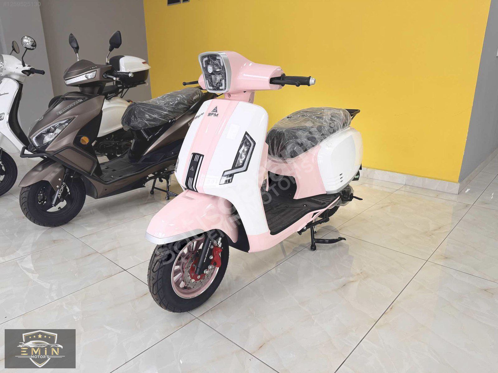 Emin Motors'dan 0 Km jelatinleri üzerinde Mayro