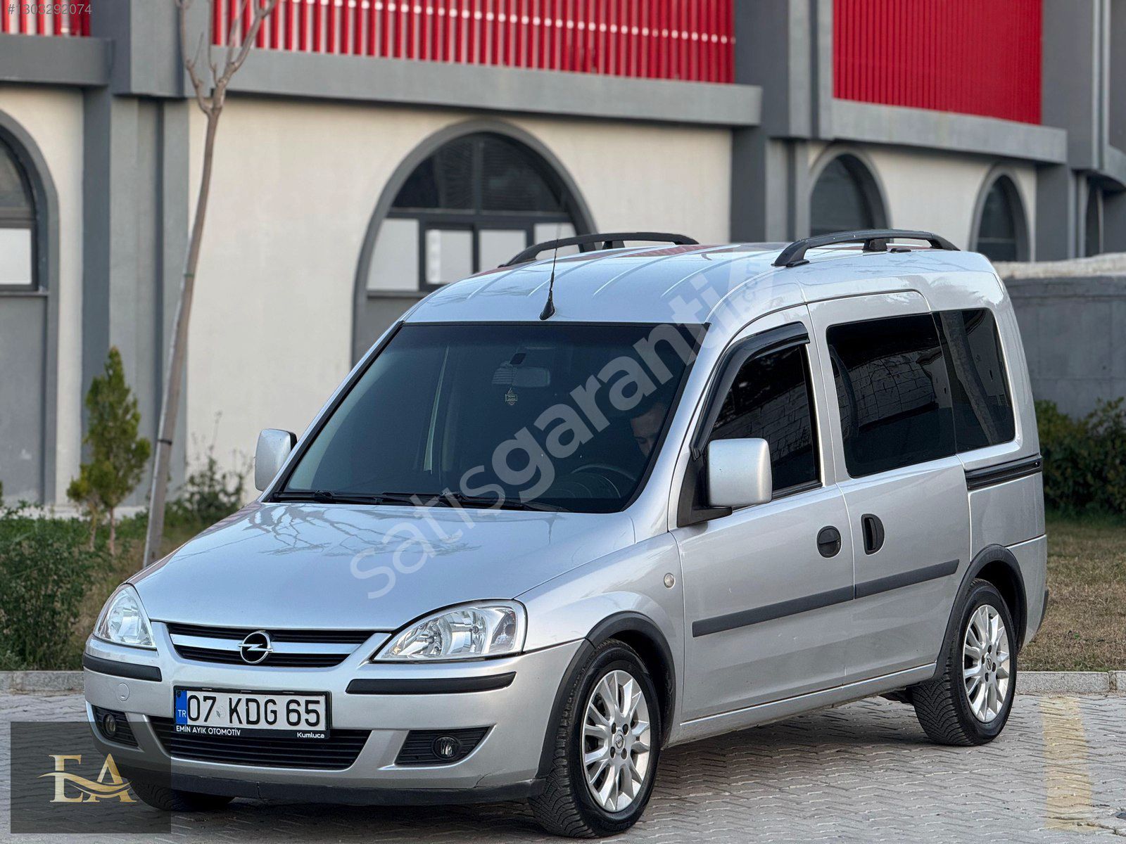 EMİN AYIK OTOMOTİV DEN OPEL COMBO CİTY PLUS BAKIMLI MASRAFSIZ