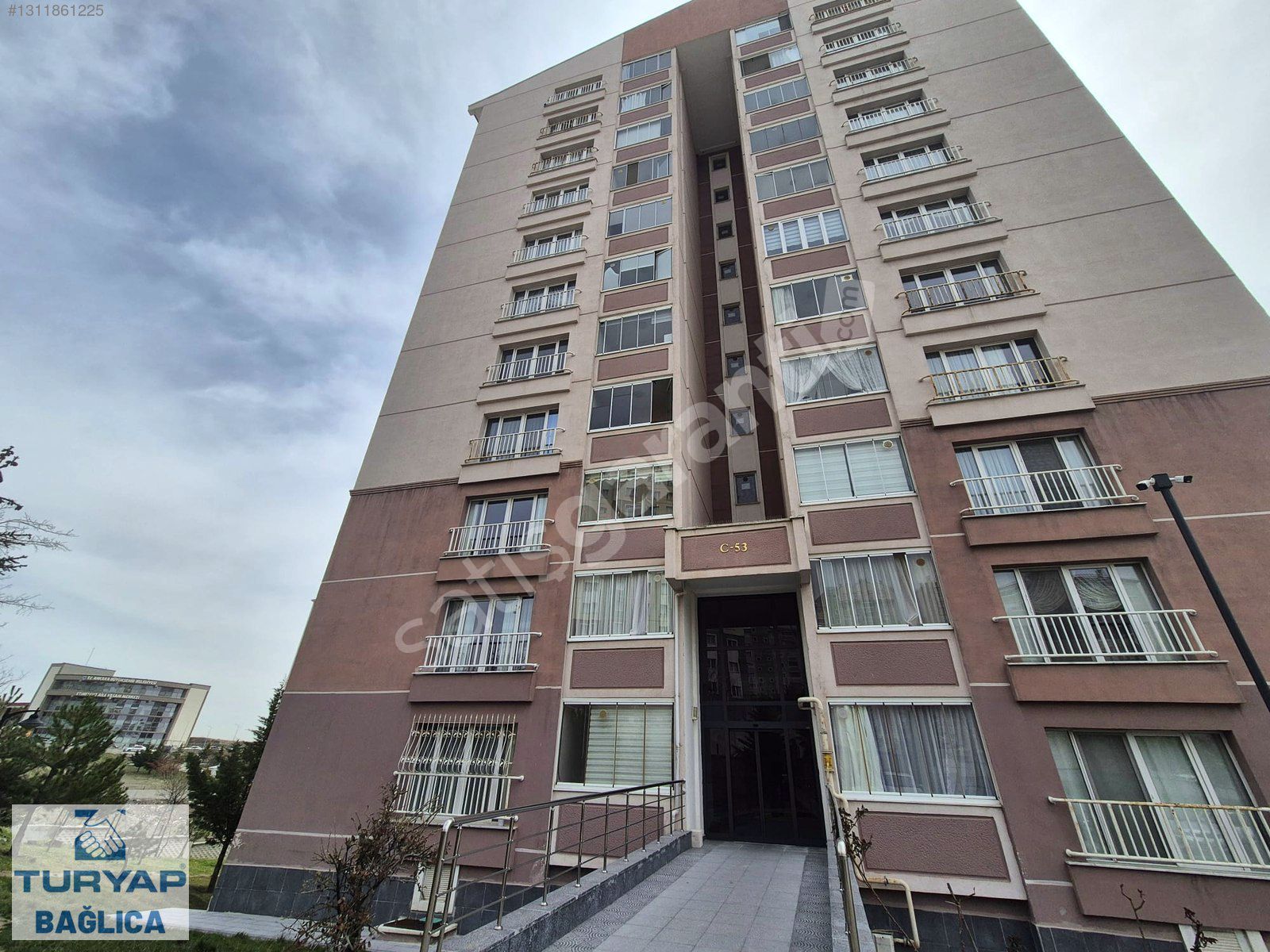 12.BÖLGE CADDE ÜSTÜ AİLEYAŞAM MERKEZİ YANI SATILIK 3+1 DAİRE