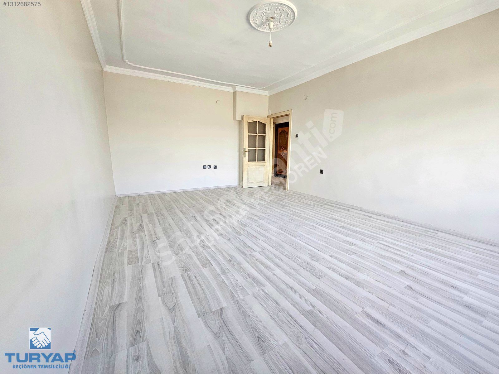 ÇALDIRAN MAH BAĞIMSIZ 3+1 SATILIK ÖN CEPHE DAİRE