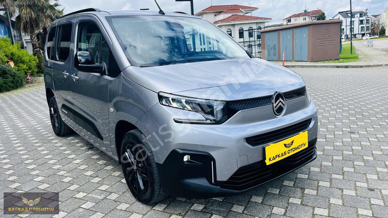 2024 BERLİNGO 1.5 BlueHDI EAT8 132HP HATASIZ 15.000KM OTOMATİK