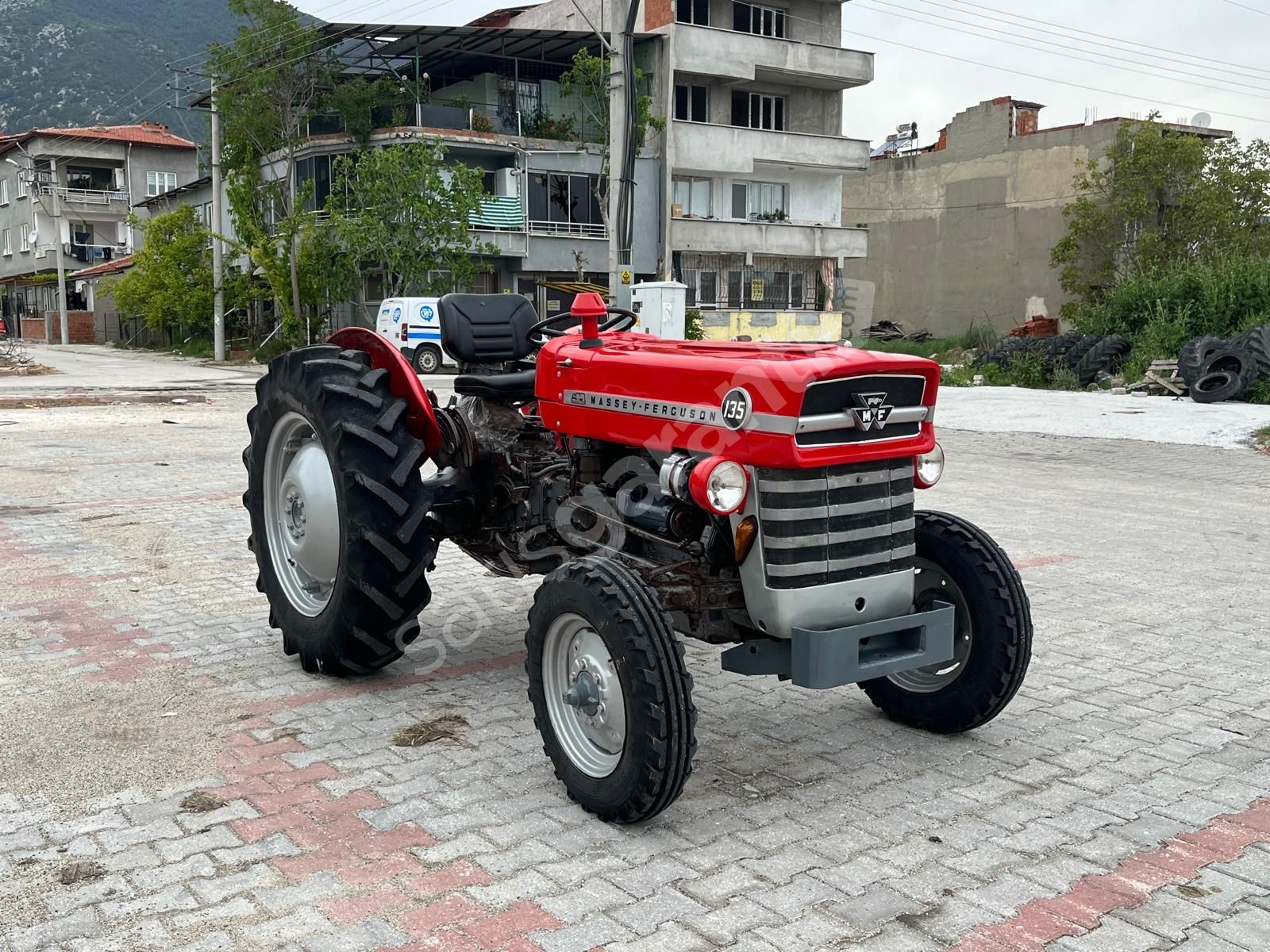 1973 MODEL MASSEY 135 08 GÖVDE VİZE YENİ