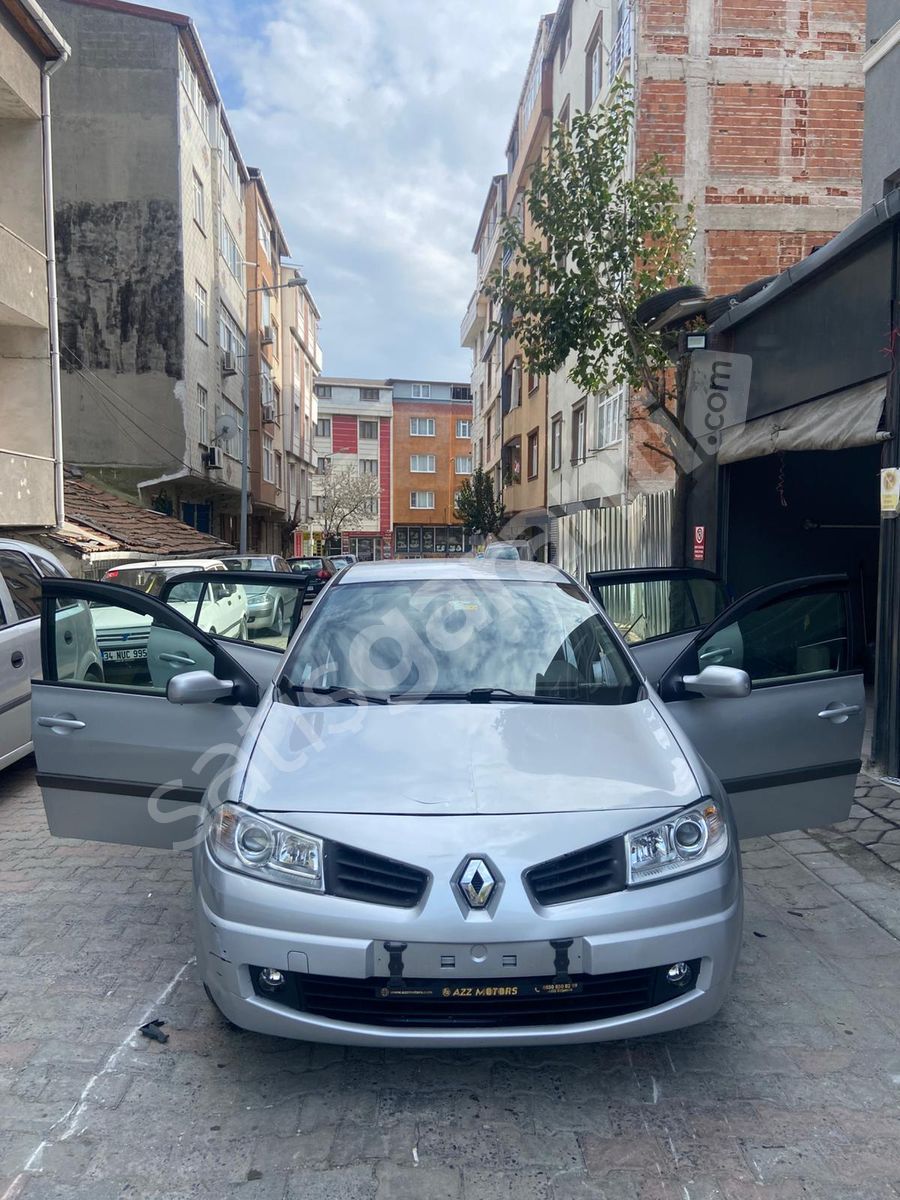 AZZ MOTORS’TAN 2009 RENAULT MEGANE 2 1.5 DCI OTOMATİK MASRAFSIZ AİLE ARACI