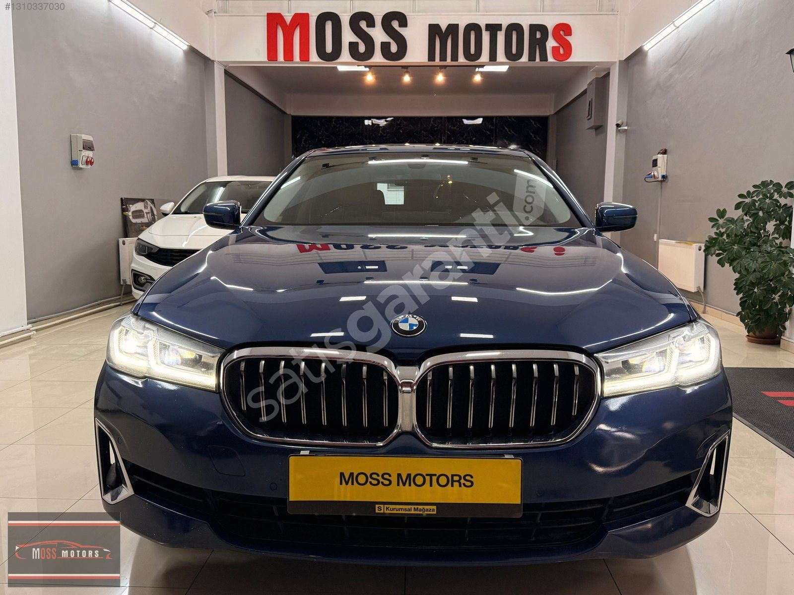 HATASIZ BOYASIZ BAKIMLI BMW 520İ Special Edition Luxury(FULL)