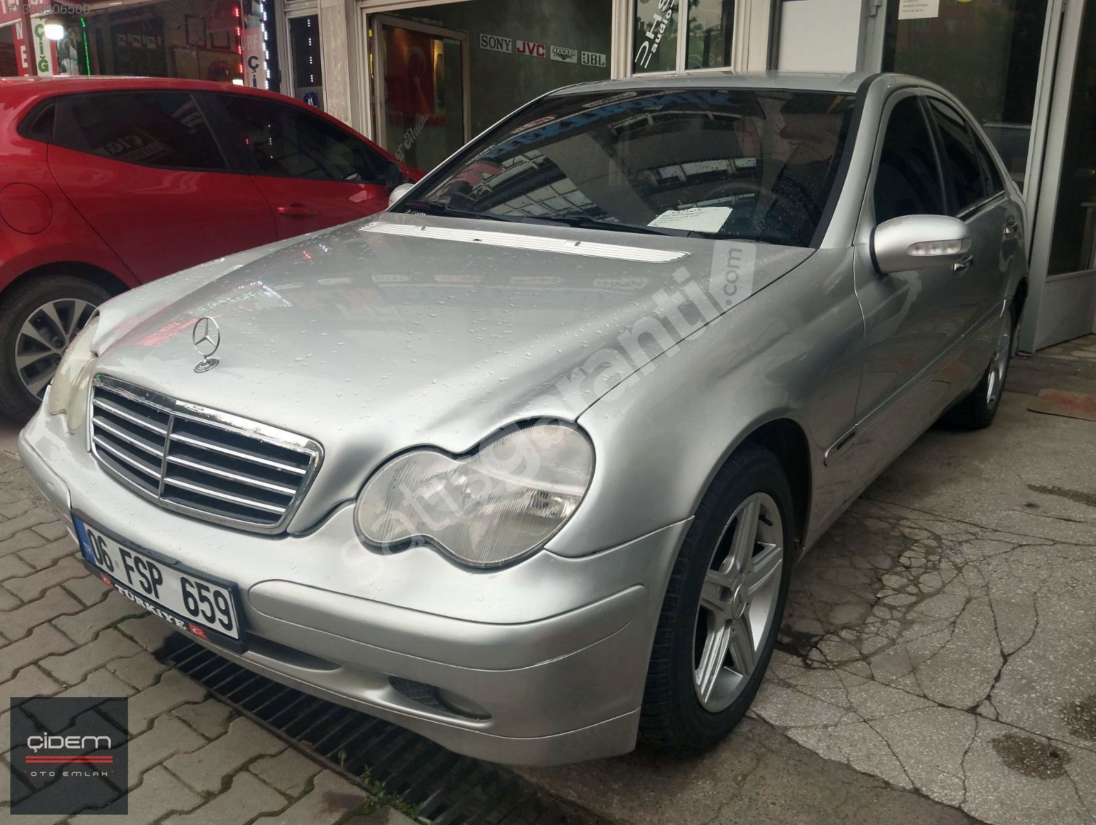 ACİL 2001 MERCEDES C 180 YENİ MUAYENELİ VE BAKIMLI