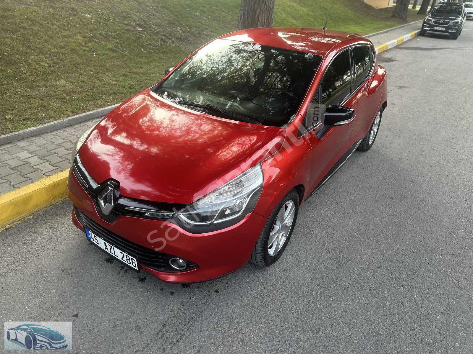 DEĞİŞENSİZ AZ KM OTOMATİK 1.2 TCE RENAULT CLİO K KARTI 12 TAKSİT