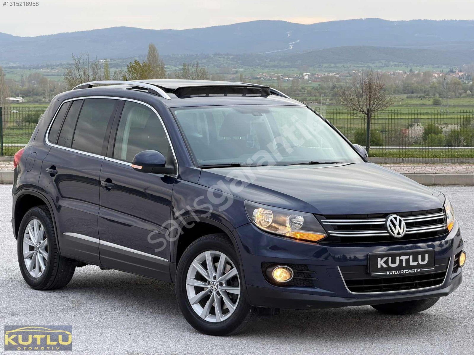 HATASIZ *SADECE 91.000 KM* Cam Tavan-Otomatik-150 hp-Tiguan