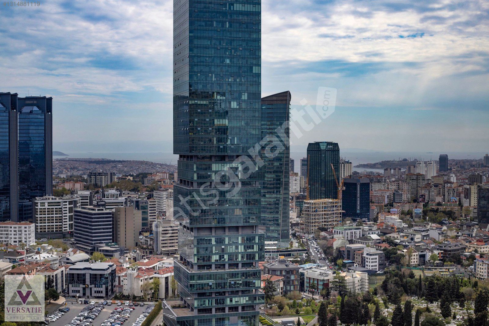Levent Metrocity'de Boğaz Manzaralı 4.5+1 Kiralık Daire