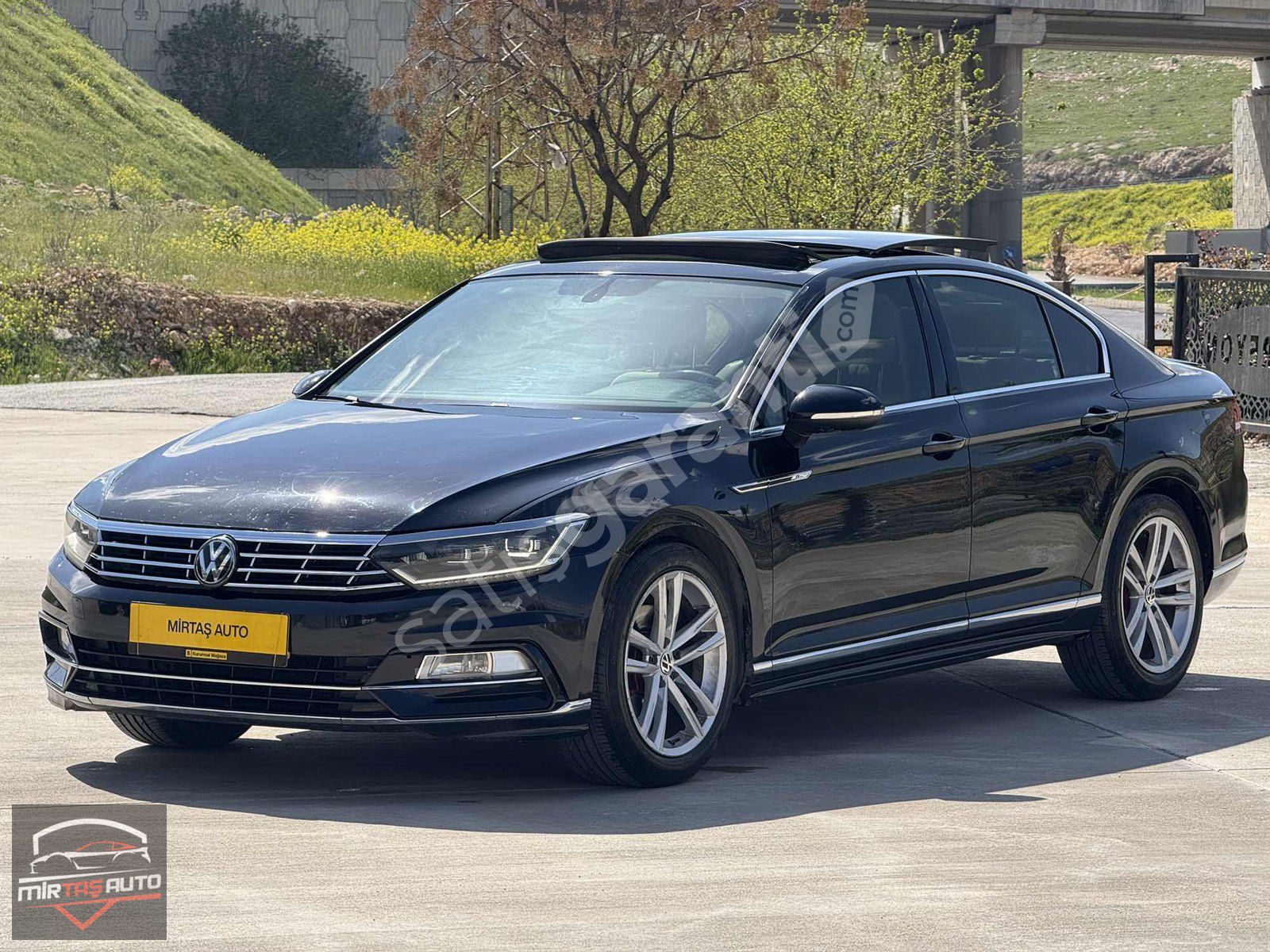 CAM TAVAN İÇİ BEJ HASAR KAYITSIZ 2 BOYA OTOMATİK PARK KTLNR AYNA