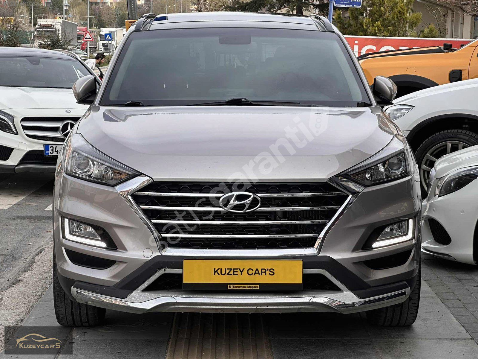 KUZEY CAR'S 2019 HYUNDAİ TUCSON 1.6 CRDİ ELİTE 4X4 HATASIZ